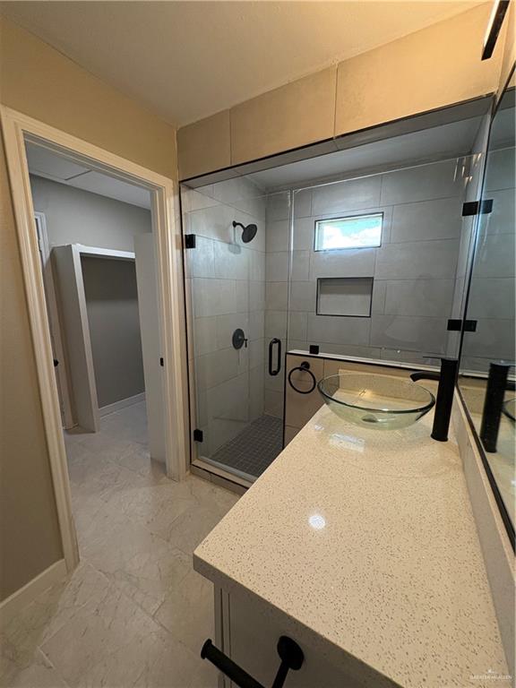 206 South Ridge Avenue, Unit 3 San Juan, TX 78589 - Photo 8 of 13 a view of a room with a gallery