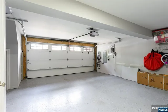 $1,099,000 | 266 Wayne Avenue, Cliffside Park, NJ 07010