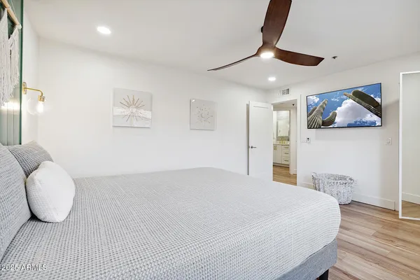 $3,500 | 5104 North 32nd Street, Unit 428, Phoenix, AZ 85018