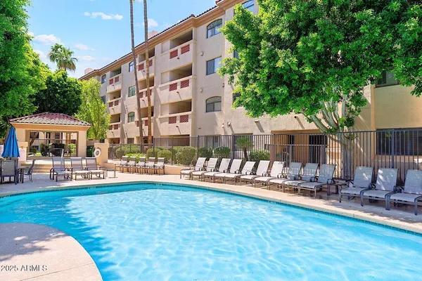 $3,500 | 5104 North 32nd Street, Unit 428, Phoenix, AZ 85018