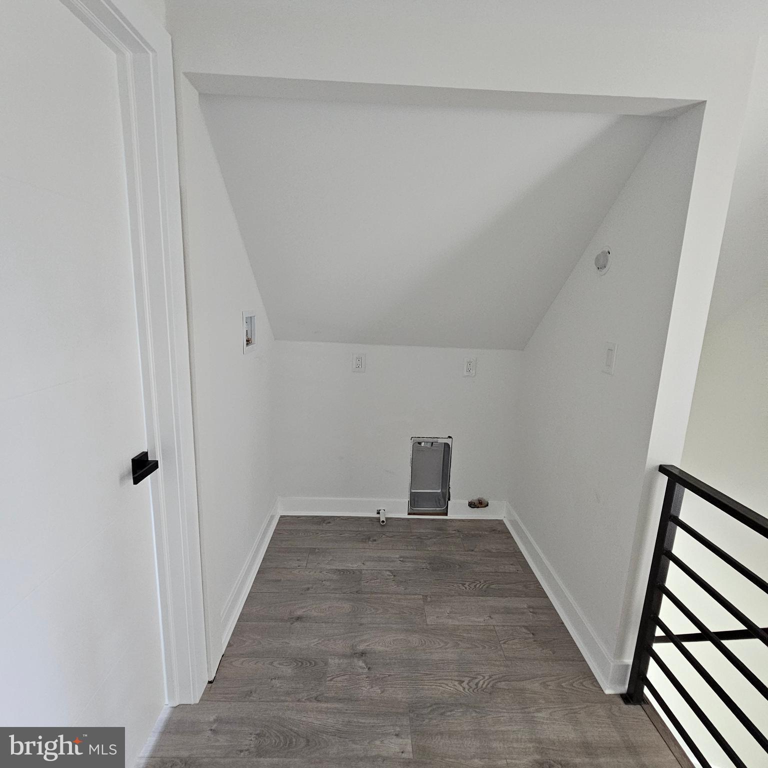 9215 Andover Road Philadelphia, PA 19114 - Photo 24 of 28