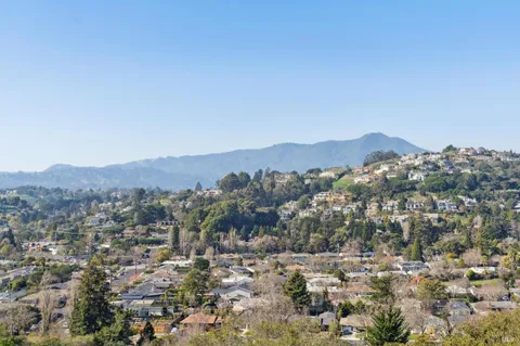 $3,595,000 | 13 Upper Cecilia Way, Tiburon, CA 94920