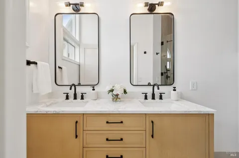 $3,595,000 | 13 Upper Cecilia Way, Tiburon, CA 94920