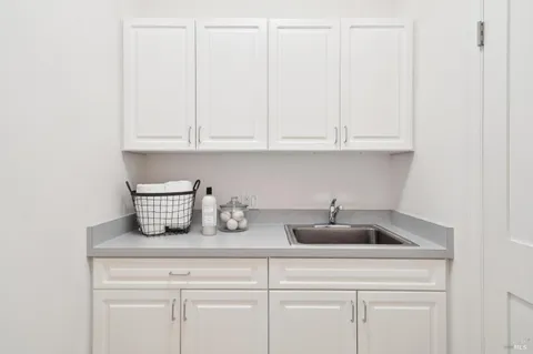 $3,595,000 | 13 Upper Cecilia Way, Tiburon, CA 94920