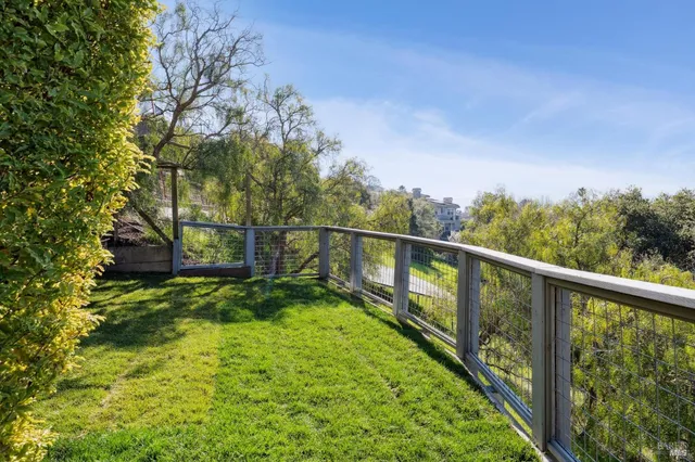 $3,595,000 | 13 Upper Cecilia Way, Tiburon, CA 94920