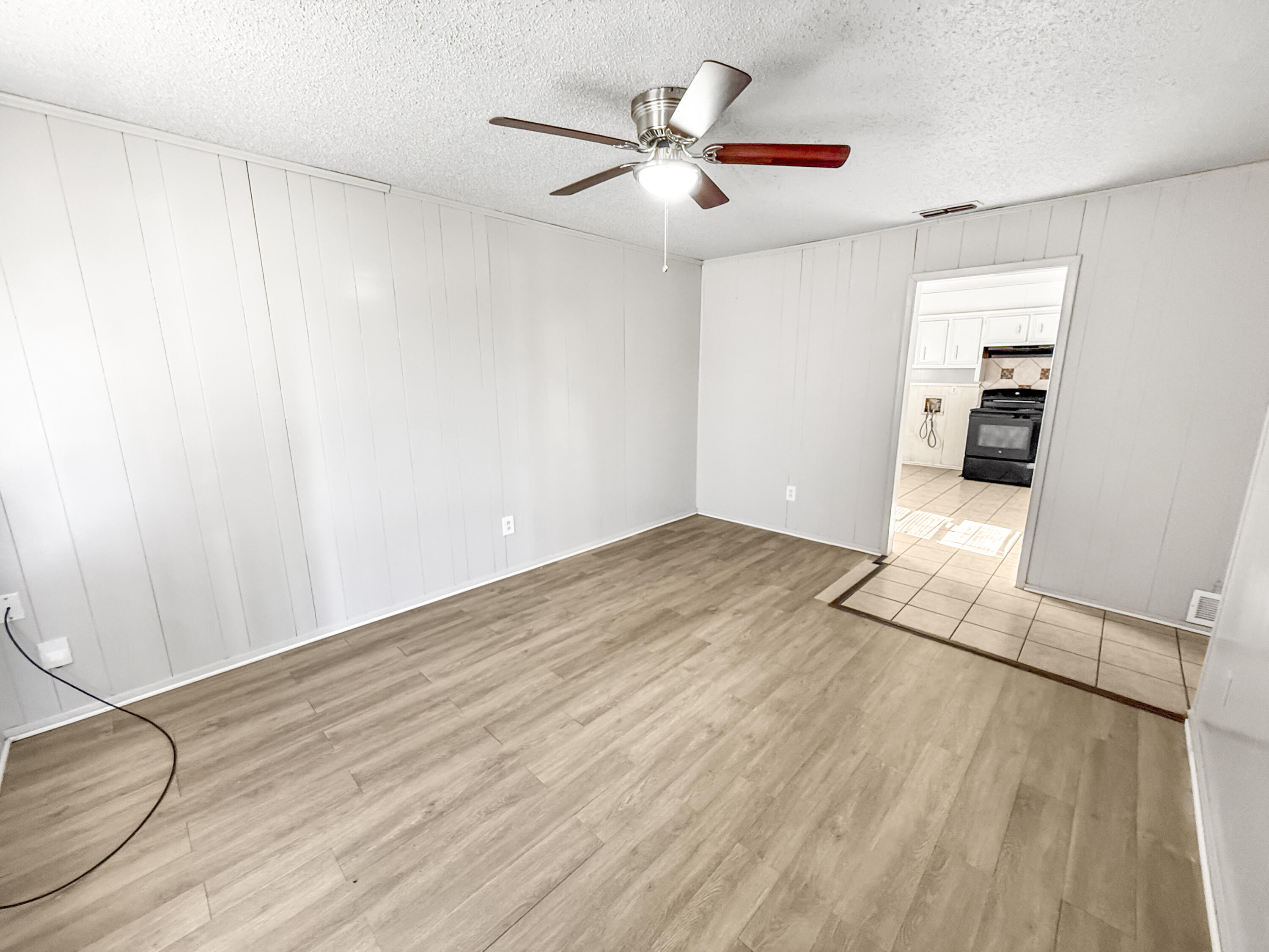 2302 40th Street Lubbock, TX 79412 - Photo 2 of 25 Unit A