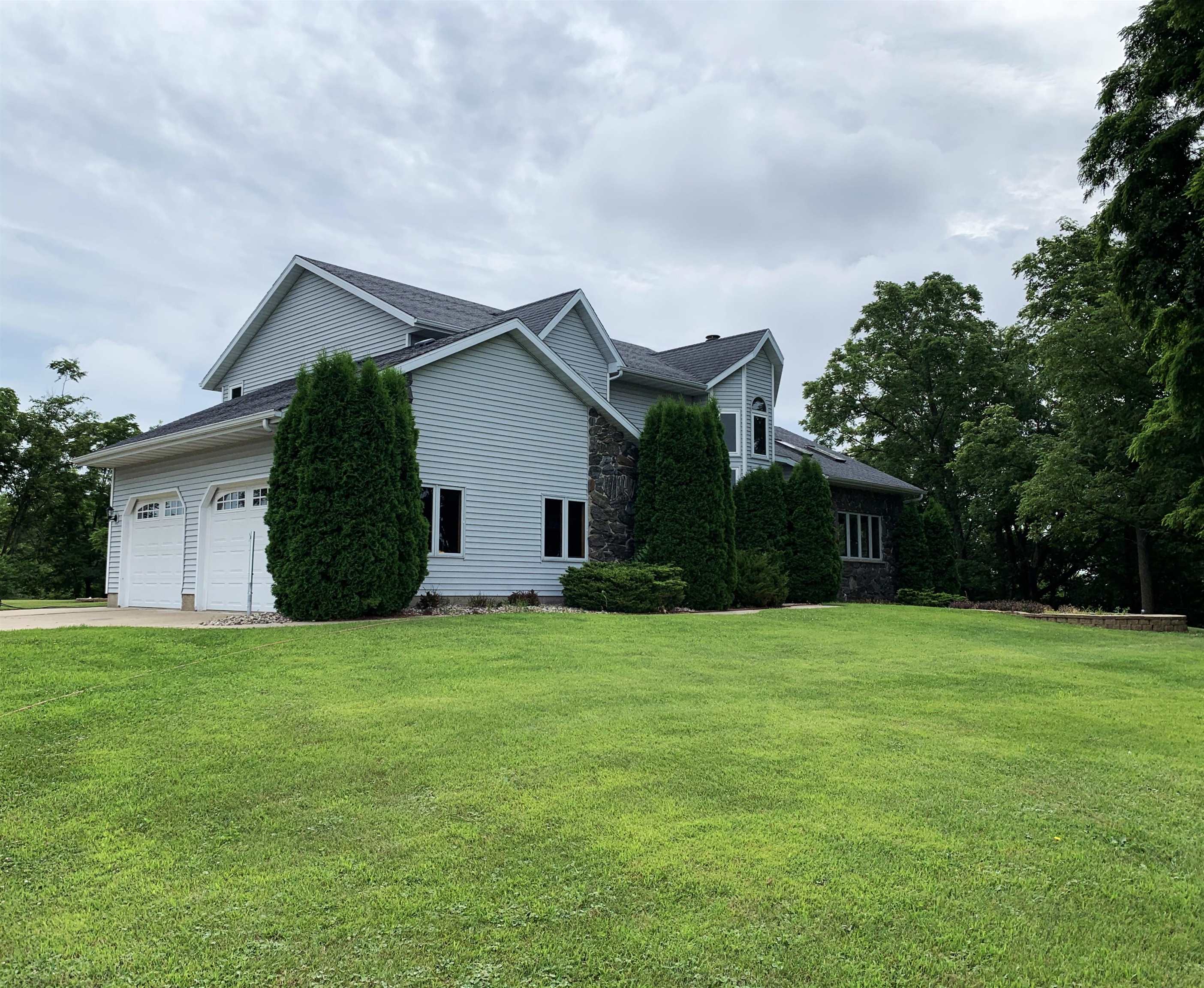 W11380 Ninabuck Road Columbus, WI 53925 - Photo 13 of 90