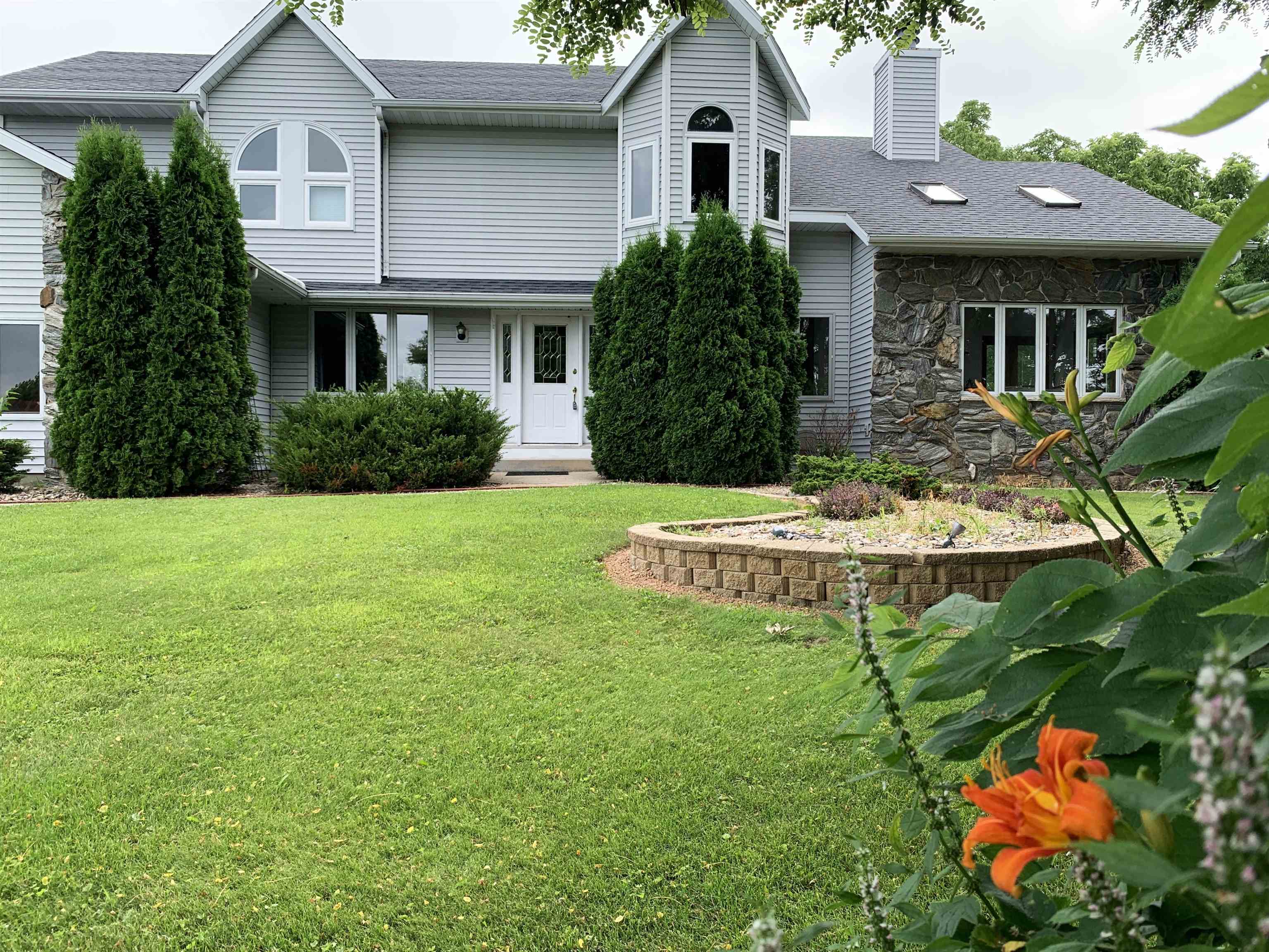 W11380 Ninabuck Road Columbus, WI 53925 - Photo 2 of 90