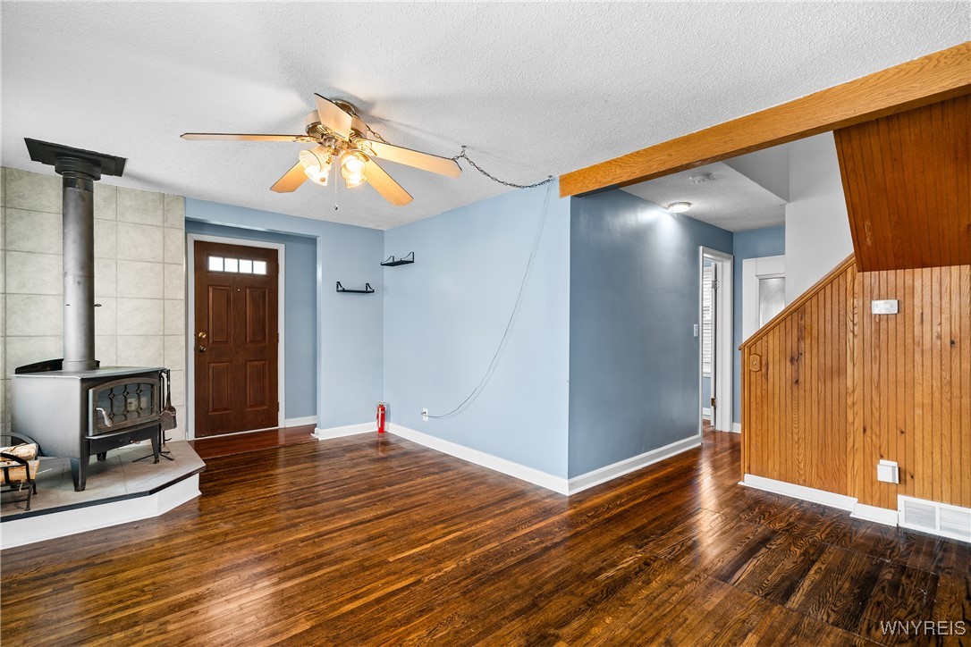 55 Spruce Road Amherst, NY 14226 - Photo 5 of 40