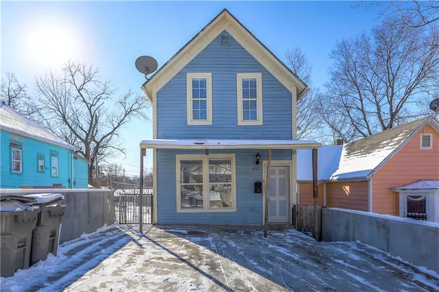 $165,000 | 937 Riverview Avenue, Kansas City, KS 66101