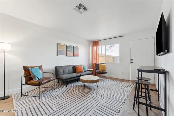 $1,750 | 2739 East Tamarisk Avenue, Unit 3, Phoenix, AZ 85040