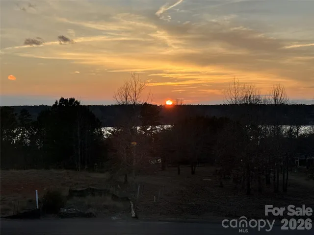 $375,000 | 11249 Island View Lane, Lancaster, SC 29720