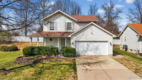 $340,000 | 4672 Kellykris Drive, St. Charles, MO 63304