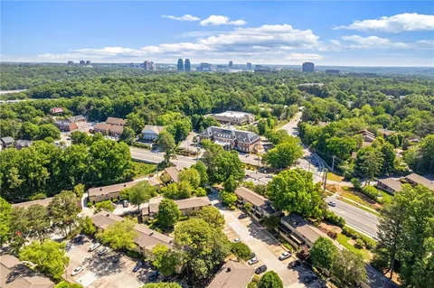 $300,000 | 5400 Roswell Road, Unit A4, Sandy Springs, GA 30342