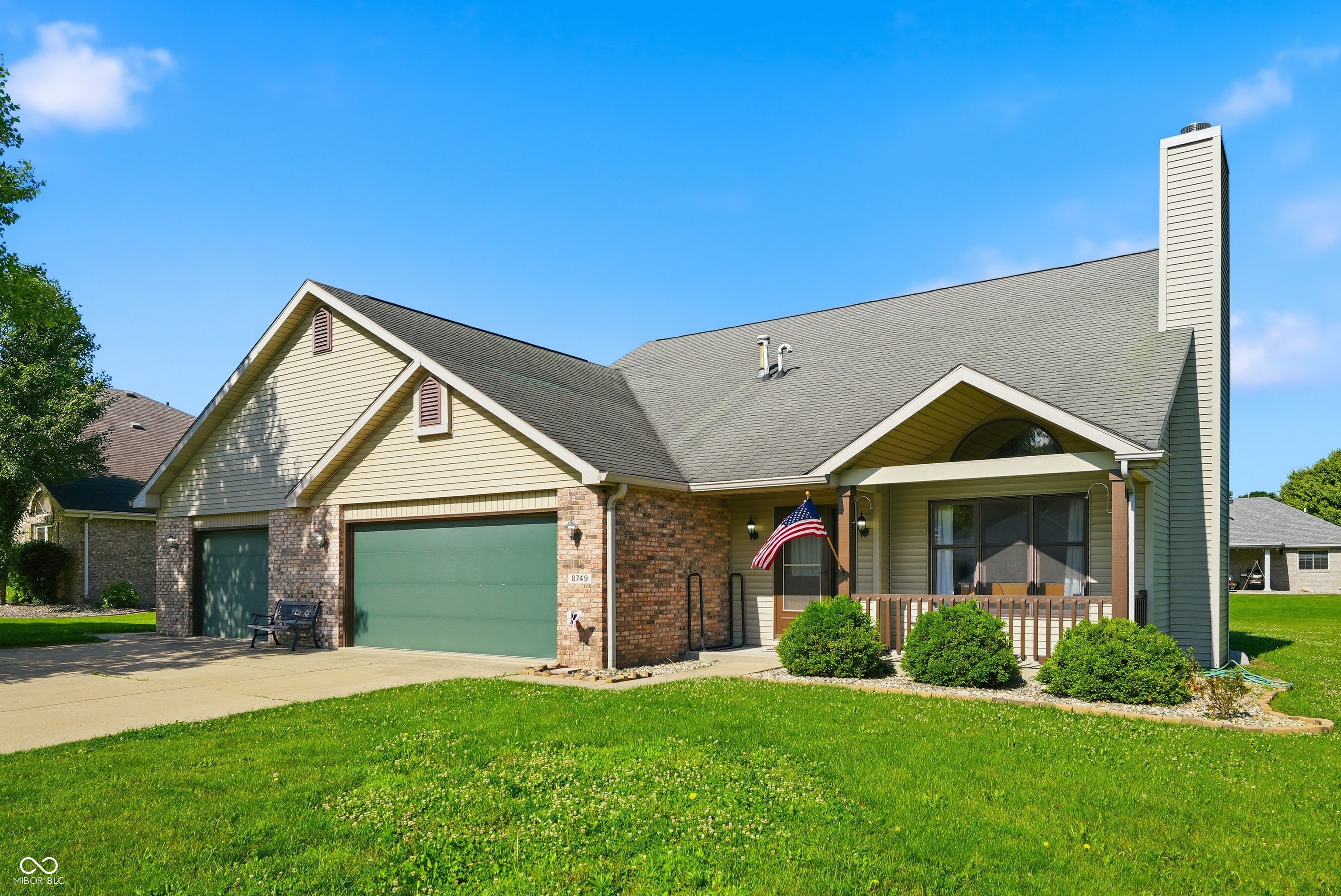 8749 Carriage Lane Pendleton, IN 46064 - Photo 2 of 44