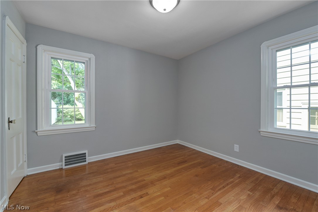 16205 Munn Road Cleveland, OH 44111 - Photo 20 of 34 Gallery Image 20