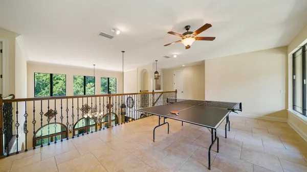 a en suite bathroom with a shower