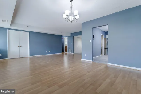 $2,500 | 3713 South George Mason Drive, Unit 412W, Falls Church, VA 22041