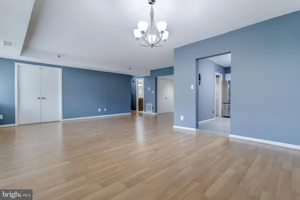 $2,500 | 3713 South George Mason Drive, Unit 412W, Falls Church, VA 22041