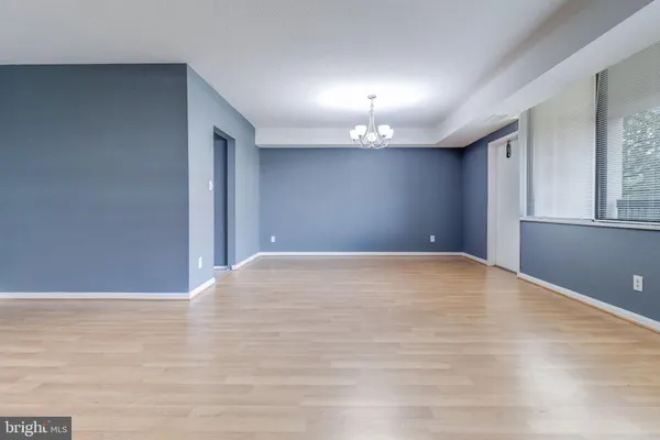 $2,500 | 3713 South George Mason Drive, Unit 412W, Falls Church, VA 22041