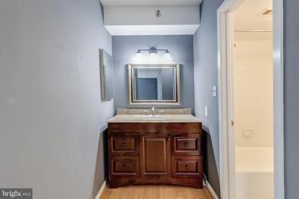 $2,500 | 3713 South George Mason Drive, Unit 412W, Falls Church, VA 22041