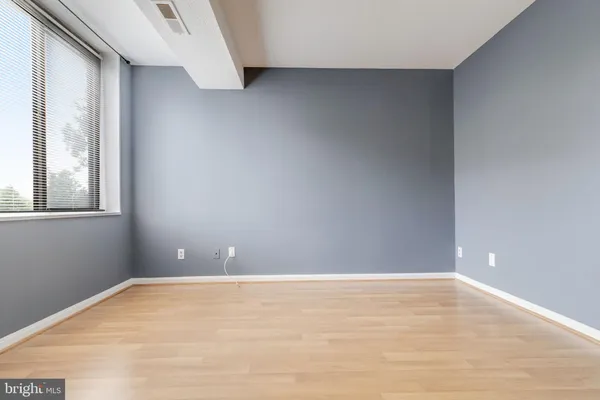 $2,500 | 3713 South George Mason Drive, Unit 412W, Falls Church, VA 22041