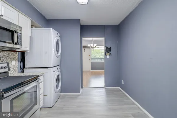 $2,500 | 3713 South George Mason Drive, Unit 412W, Falls Church, VA 22041