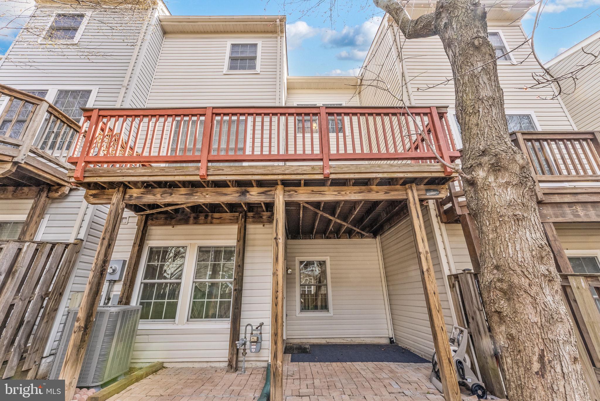 3392 Beechcliff Drive Alexandria, VA 22306 - Photo 25 of 25 a view of a balcony with wooden floor
