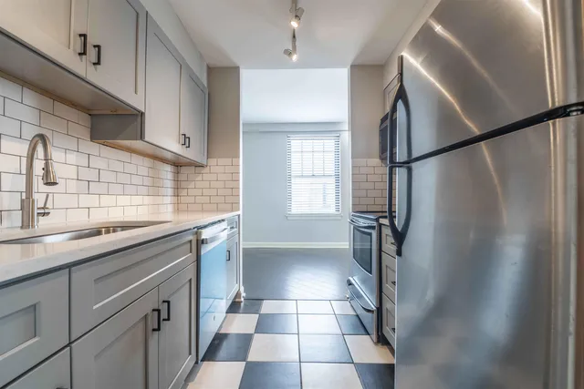 $154,900 | 109 North Main Street, Unit 806, Memphis, TN 38103