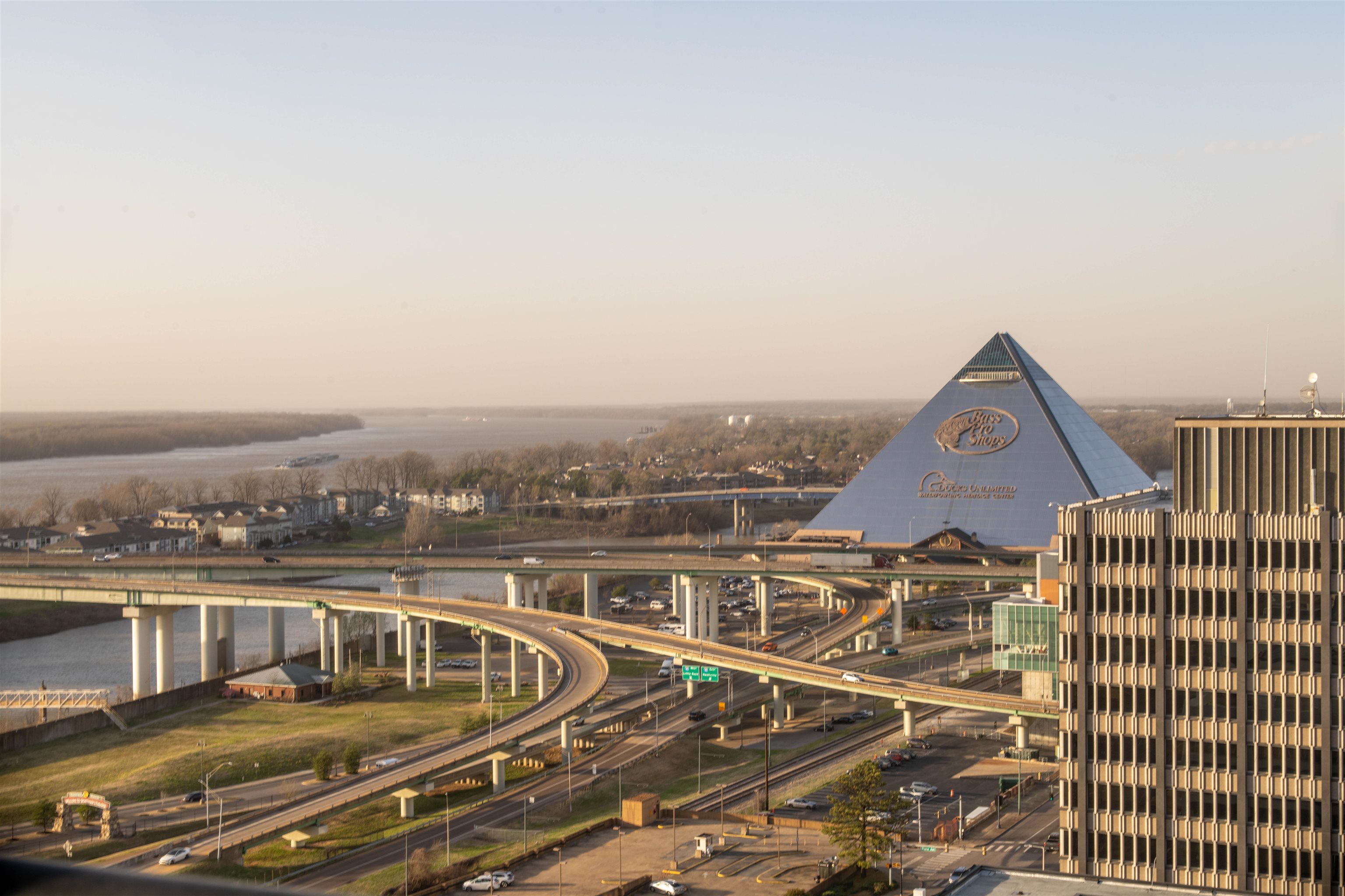 109 North Main Street, Unit 806 Memphis, TN 38103 - Photo 19 of 34