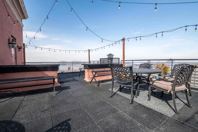 $154,900 | 109 North Main Street, Unit 806, Memphis, TN 38103