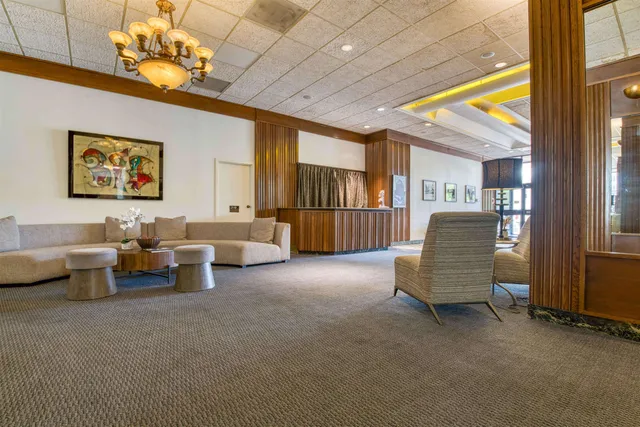 $154,900 | 109 North Main Street, Unit 806, Memphis, TN 38103