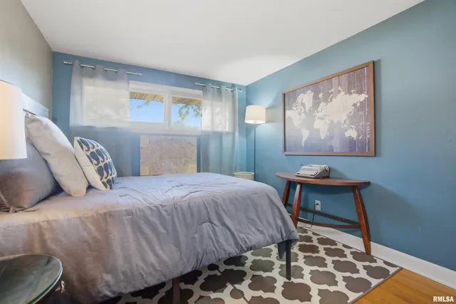 $239,900 | 3126 East Cedar Hills Drive, Chillicothe, IL 61523