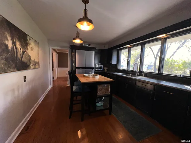 $239,900 | 3126 East Cedar Hills Drive, Chillicothe, IL 61523