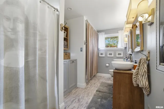 $239,900 | 3126 East Cedar Hills Drive, Chillicothe, IL 61523