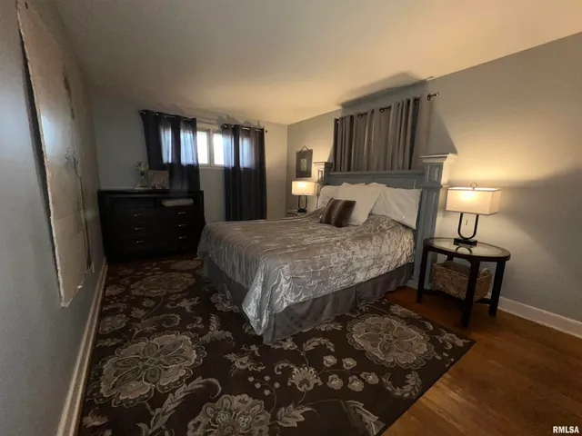 $239,900 | 3126 East Cedar Hills Drive, Chillicothe, IL 61523