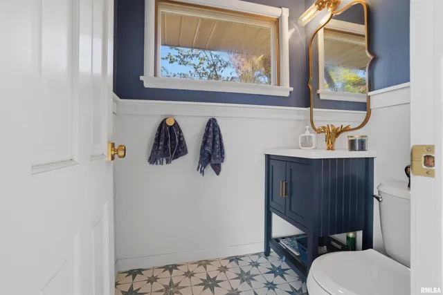 $239,900 | 3126 East Cedar Hills Drive, Chillicothe, IL 61523