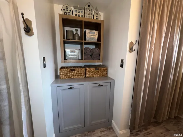 $239,900 | 3126 East Cedar Hills Drive, Chillicothe, IL 61523