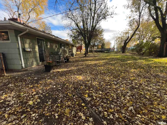 $239,900 | 3126 East Cedar Hills Drive, Chillicothe, IL 61523