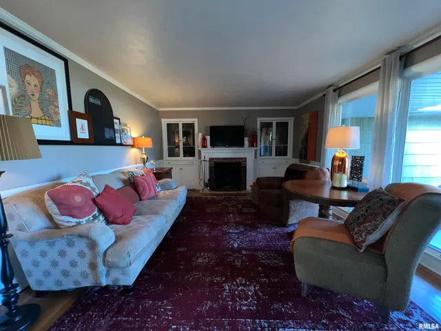 $239,900 | 3126 East Cedar Hills Drive, Chillicothe, IL 61523