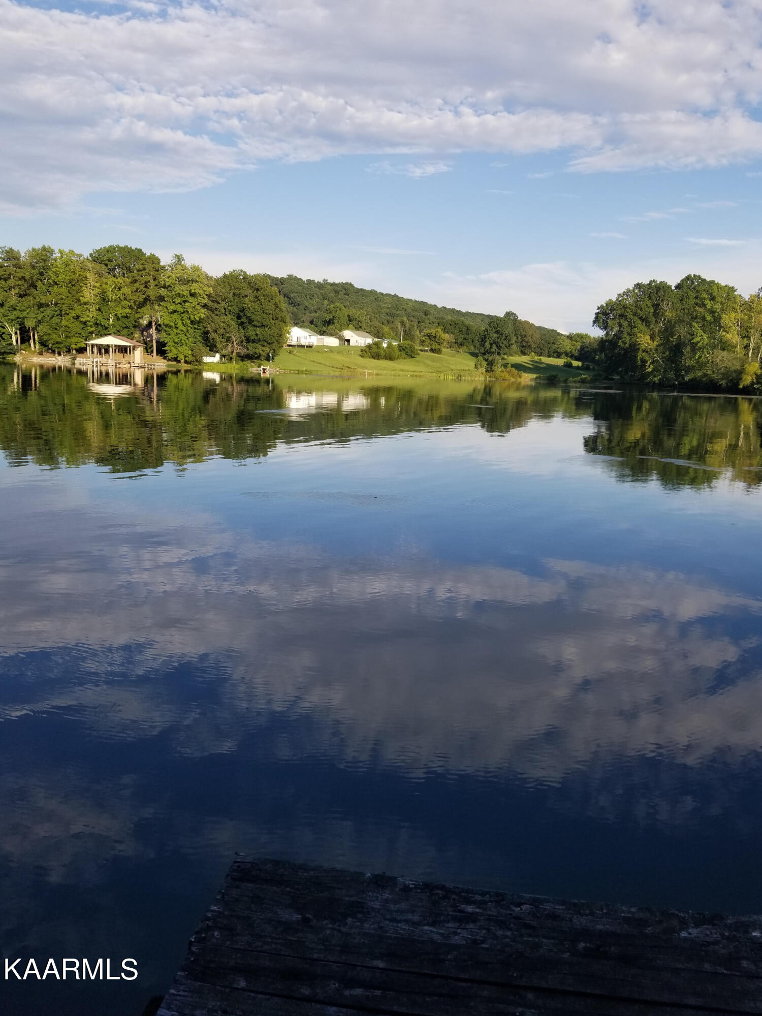 146 Helton Vojtkofsky Road Ten Mile, TN 37880 - Photo 3 of 8 3