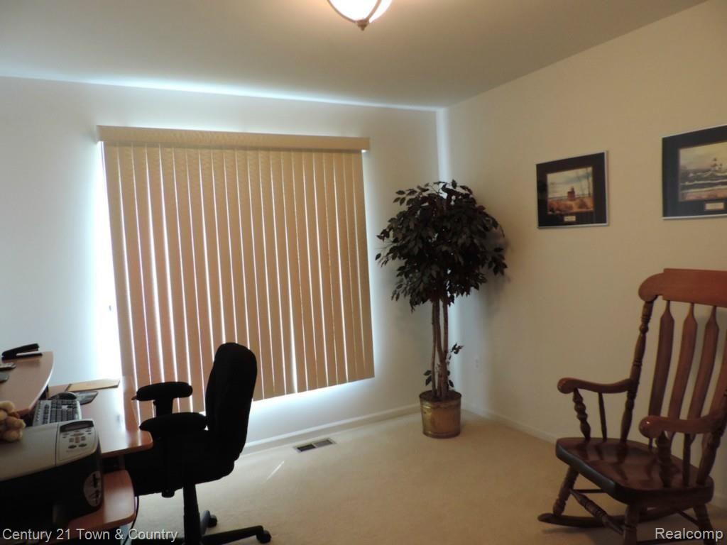 37349 Ryan Road, Unit 7 Sterling Heights, MI 48310 - Photo 14 of 20 DSCN5102.jpg