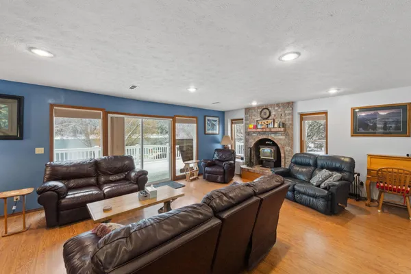 $999,950 | 731 Greggs Road, Newport, WA 99156