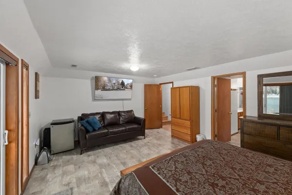 $999,950 | 731 Greggs Road, Newport, WA 99156