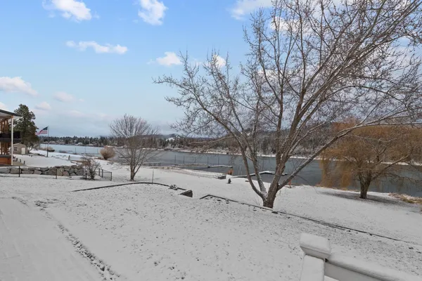 $999,950 | 731 Greggs Road, Newport, WA 99156