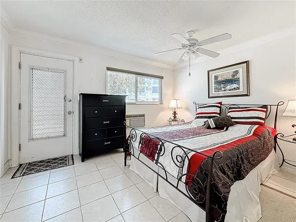 $1,300 | 8425 112th Street North, Unit 104, Seminole, FL 33772