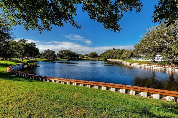 $1,300 | 8425 112th Street North, Unit 104, Seminole, FL 33772