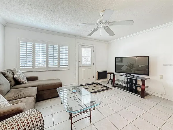 $1,300 | 8425 112th Street North, Unit 104, Seminole, FL 33772