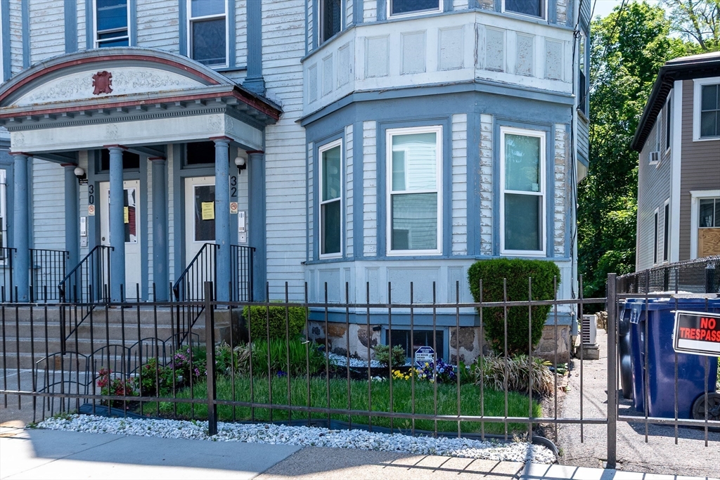 32 Hawthorne Street, Unit 1 Boston, MA 02119 - Photo 17 of 18