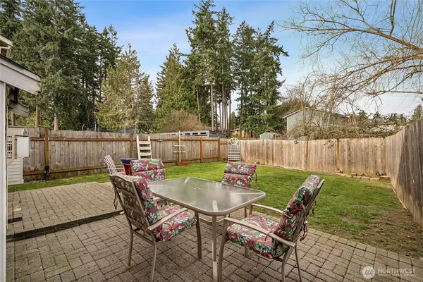 $449,950 | 4911 North Vista Drive East, Unit 1, Bonney Lake, WA 98391